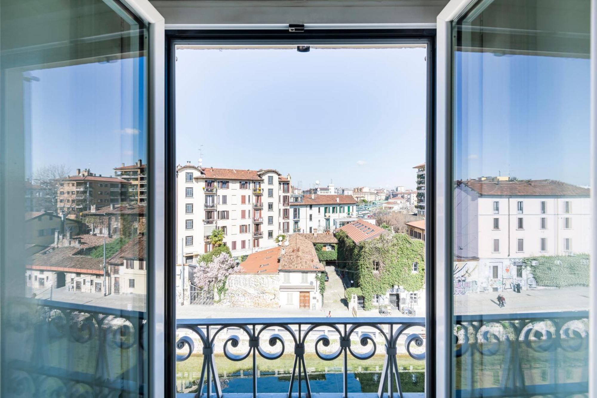 Lovely Apartment On The Navigli River By Easylife 밀라노 외부 사진